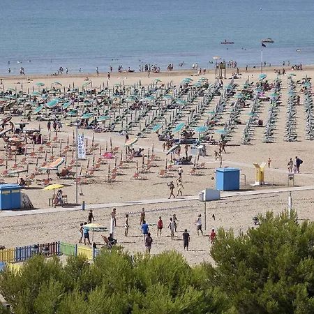 In 36807 Апартаменти