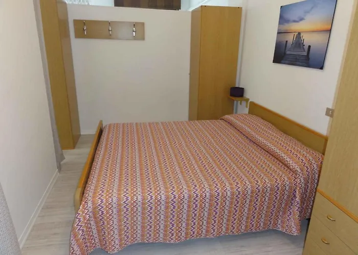 Διαμέρισμα In 36807 *