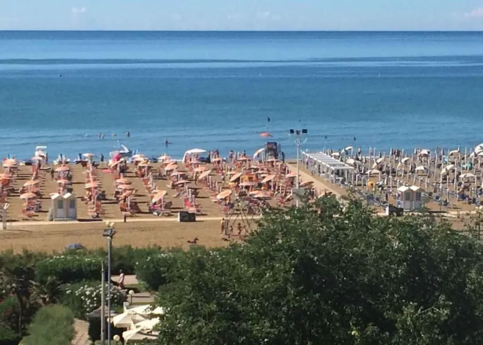 In 36807 * Μπιμπιόνε